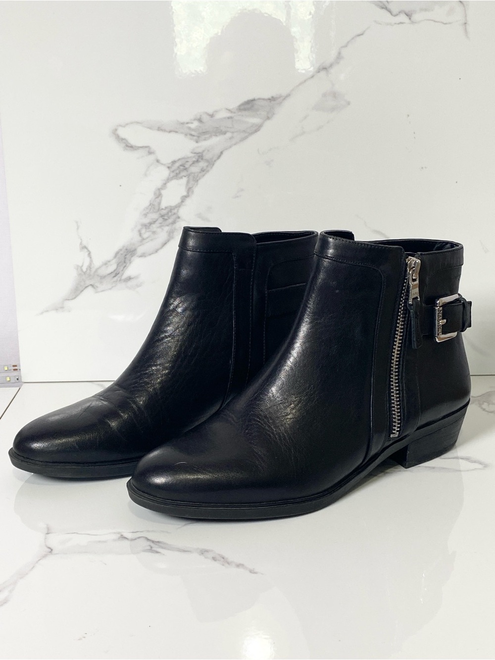 Lauren Ralph Lauren Black Leather Ankle Riding Zip Buckle Boots Womens  8.5 B